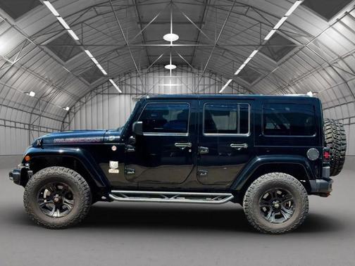 Black Clearcoat 2013 Jeep Wrangler Unlimited Rubicon