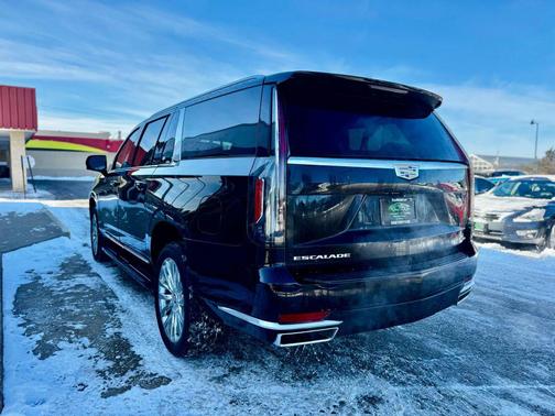 2022 Cadillac Escalade ESV Sport