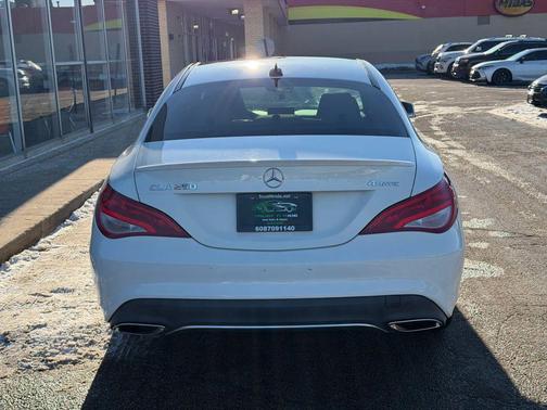 2017 Mercedes-Benz CLA 250 4MATIC