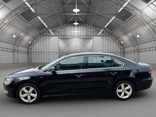 2015 Volkswagen Passat 1.8T Limited Edition