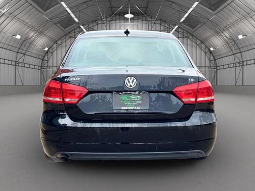 2015 Volkswagen Passat 1.8T Limited Edition