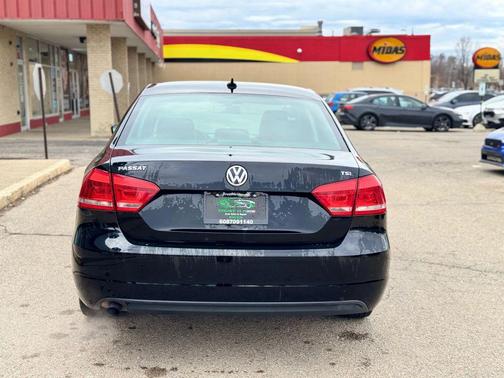 2015 Volkswagen Passat 1.8T Limited Edition