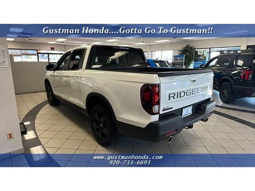 2025 Honda Ridgeline Black Edition