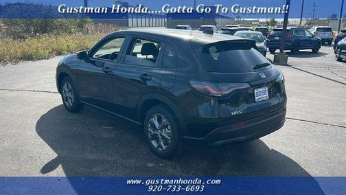 Crystal Black Pearl 2027 Honda HR-V LX