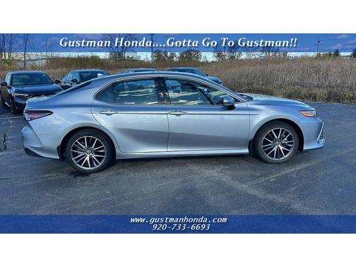 2024 Toyota Camry Hybrid XLE