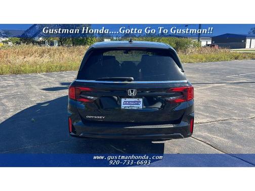 Crystal Black Pearl 2027 Honda Odyssey EX-L