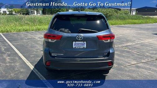 Shoreline Blue Pearl 2018 Toyota Highlander LE Plus