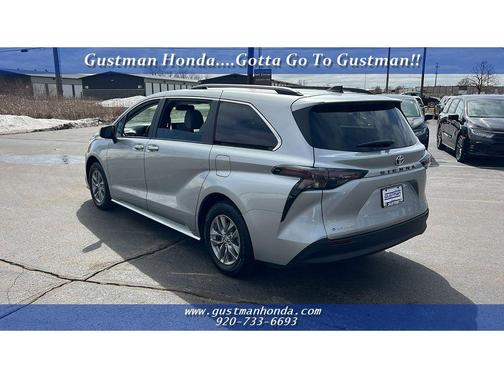Celestial Silver Metallic 2025 Toyota Sienna LE
