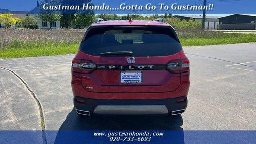 Radiant Red Metallic II 2026 Honda Pilot EX-L