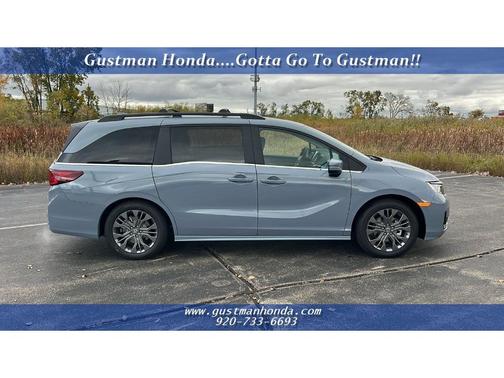 Sonic Gray Pearl 2027 Honda Odyssey Touring