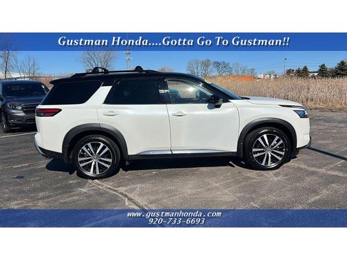 2024 Nissan Pathfinder Platinum