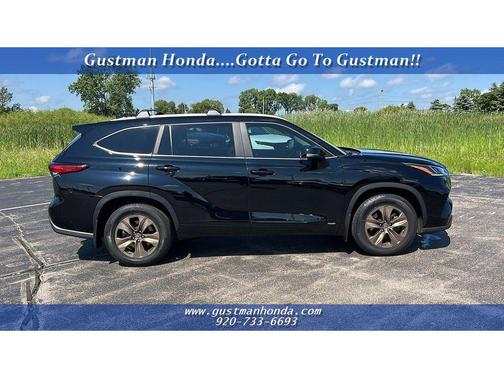 2023 Toyota Highlander Hybrid Bronze Edition