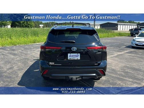 2023 Toyota Highlander Hybrid Bronze Edition