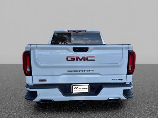Summit White 2022 GMC Sierra 1500 AT4