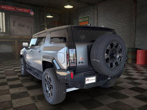 Magnus Gray Matte 2026 GMC HUMMER EV SUV 3X