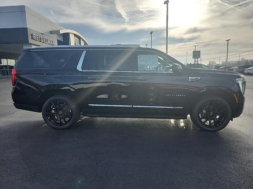 2026 GMC Yukon XL 4WD Elevation