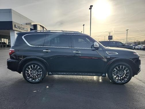 2022 Nissan Armada Platinum 4WD