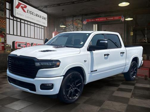 Bright White Clearcoat 2026 RAM 1500 Laramie