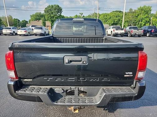 2018 Toyota Tacoma TRD Sport