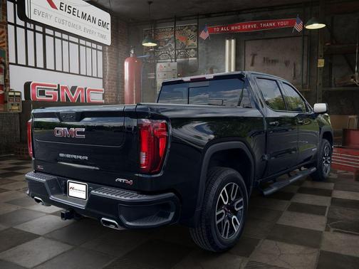 Onyx Black 2021 GMC Sierra 1500 AT4