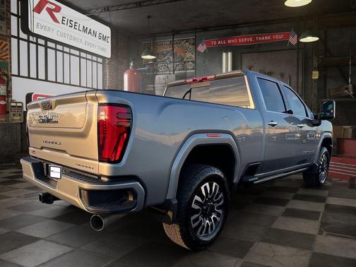 2025 GMC Sierra 2500 Denali Ultimate