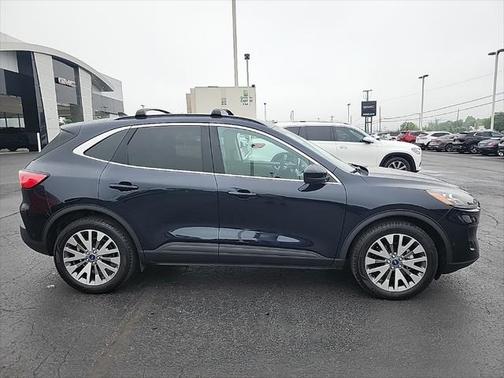 2021 Ford Escape Titanium
