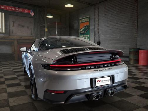 2025 Porsche 911 Targa 4 GTS