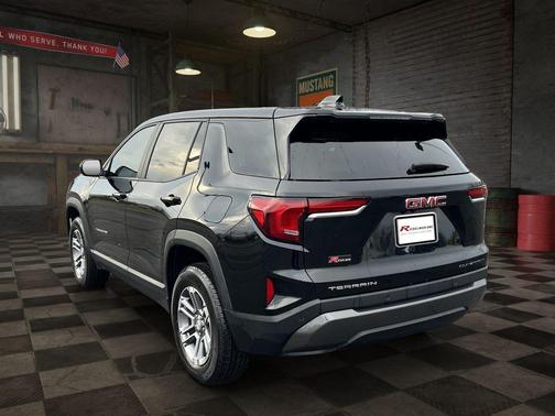 Ebony Twilight Metallic 2026 GMC Terrain FWD Elevation