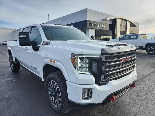 2023 GMC Sierra 2500 AT4