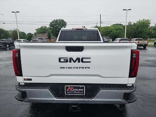 2025 GMC Sierra 3500 Base