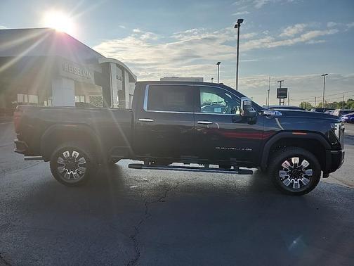 2025 GMC Sierra 2500 Denali