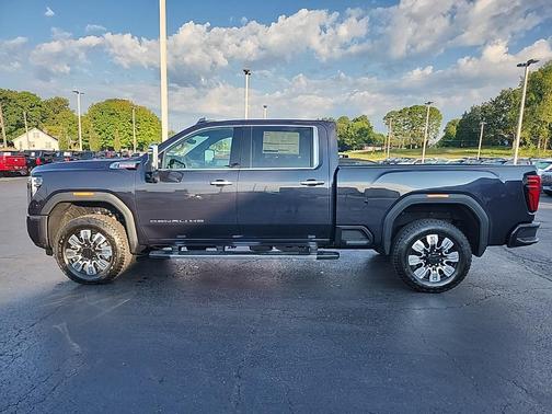 2025 GMC Sierra 2500 Denali
