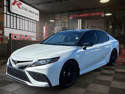 Midnight Black Metallic 2021 Toyota Camry XSE
