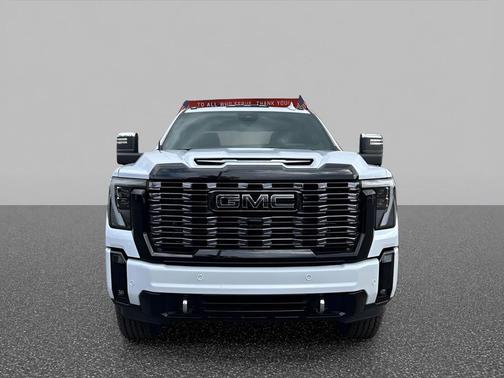 Glacier White Tricoat 2026 GMC Sierra 2500 Denali Ultimate