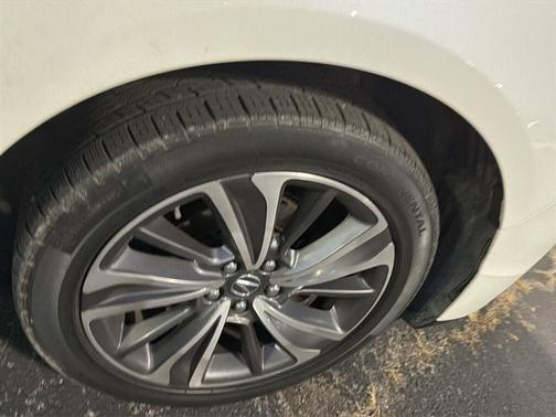 White Diamond Pearl 2019 Acura MDX w/Technology Pkg