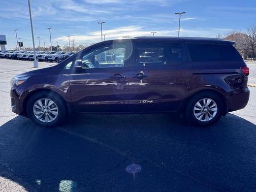 2016 Kia Sedona LX