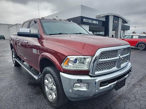 2018 RAM 3500 Laramie Crew Cab 4x4 6'4' Box