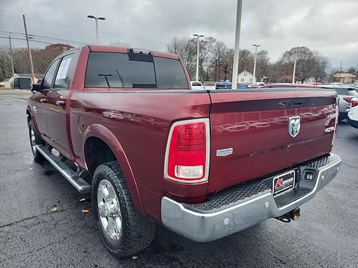 2018 RAM 3500 Laramie Crew Cab 4x4 6'4' Box
