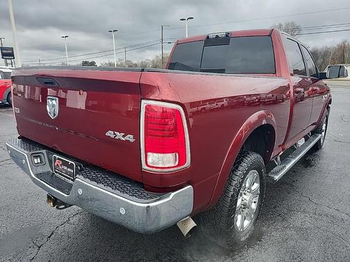 2018 RAM 3500 Laramie Crew Cab 4x4 6'4' Box