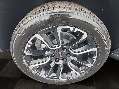 2026 GMC Yukon 4WD Elevation