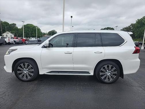 2018 Lexus LX 570 Base