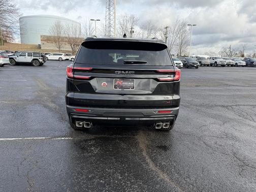2026 GMC Acadia AT4 AWD