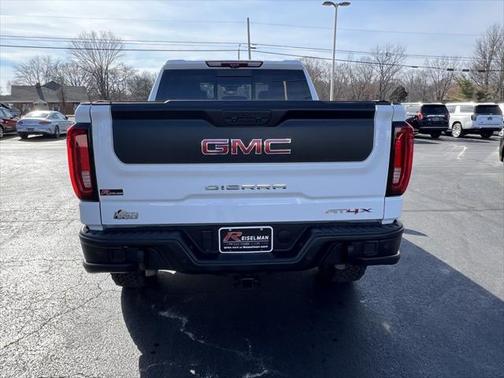2023 GMC Sierra 1500 AT4X