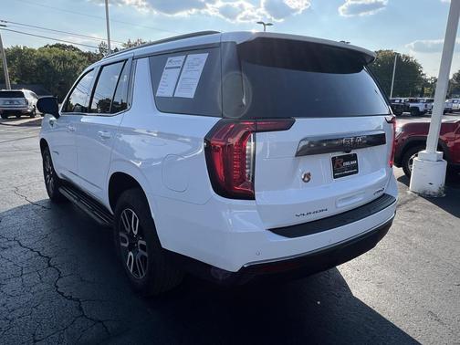 2024 GMC Yukon AT4