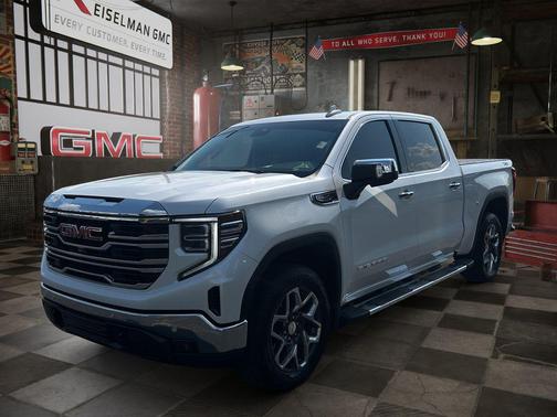 White Frost Tricoat 2025 GMC Sierra 1500 SLT