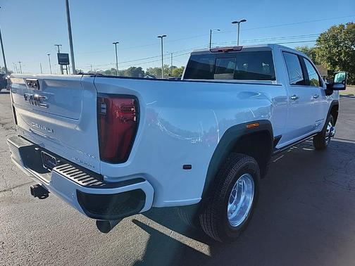 2026 GMC Sierra 3500 Denali