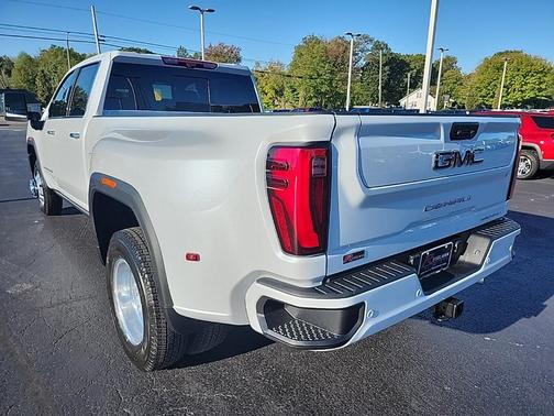 2026 GMC Sierra 3500 Denali