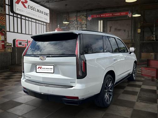 2021 Cadillac Escalade Sport