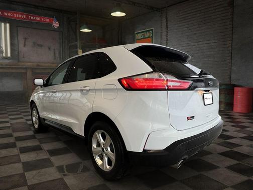 2019 Ford Edge SE