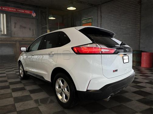 2019 Ford Edge SE